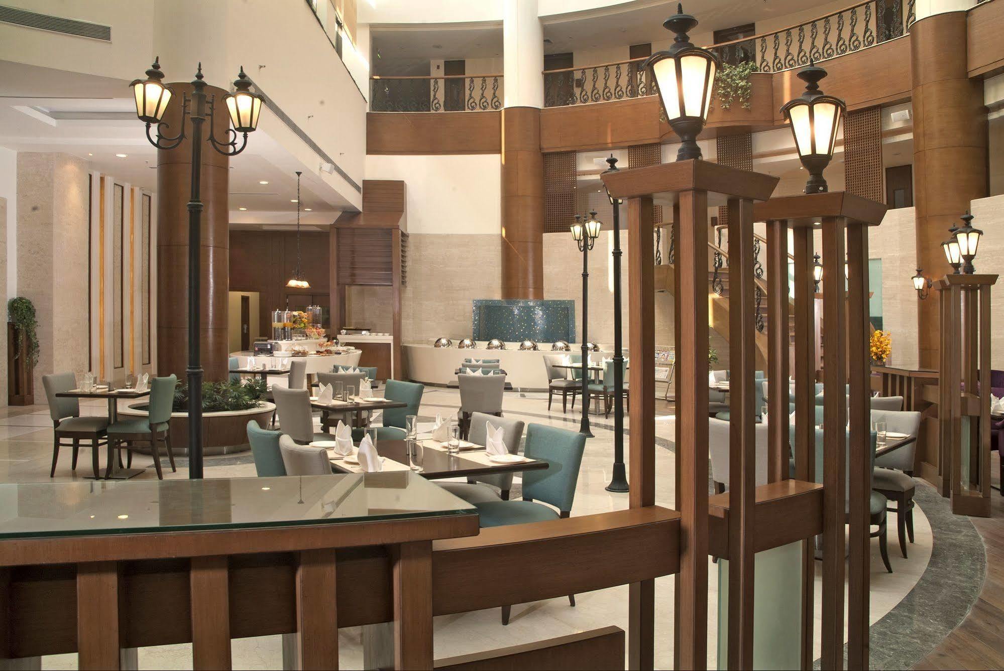 Savoy Suites Greater Noida Exterior photo