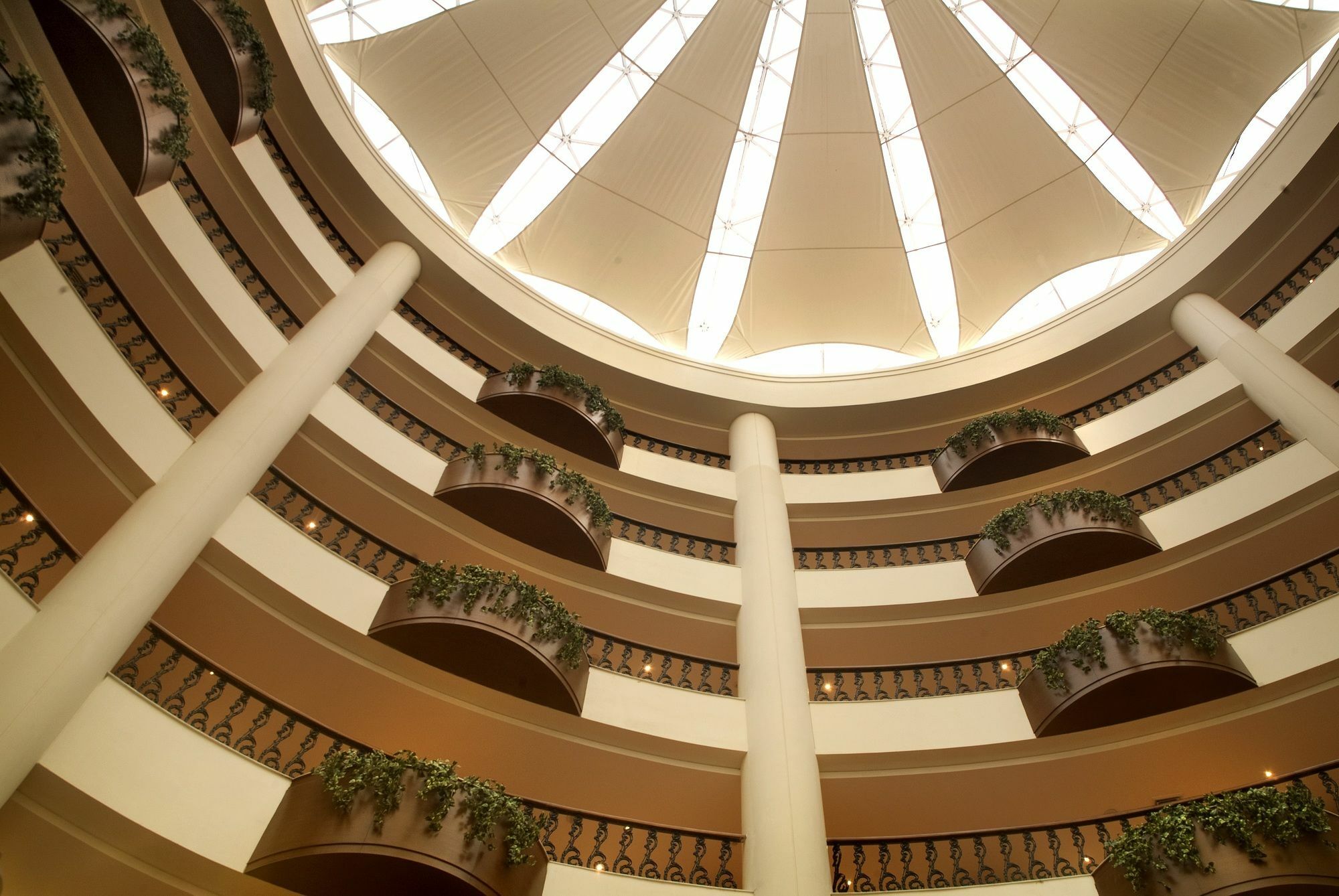 Savoy Suites Greater Noida Exterior photo