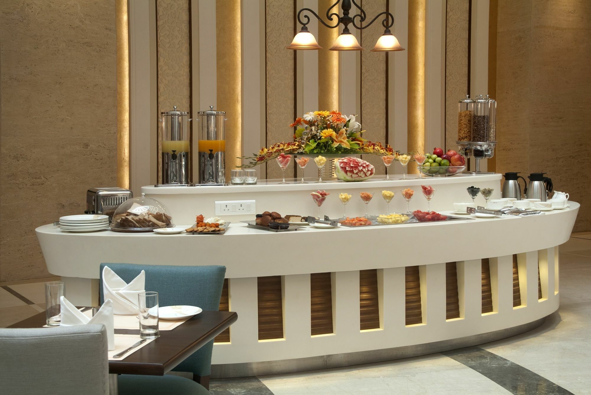 Savoy Suites Greater Noida Exterior photo